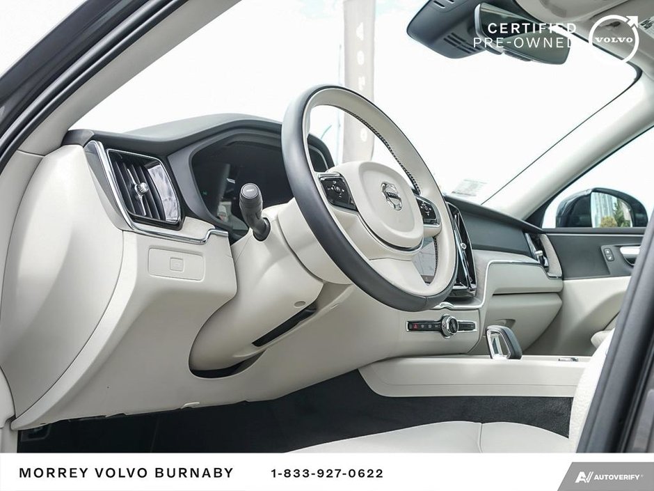 2024 Volvo XC60 Plus | Rare Color Combo | Blond Interior-15