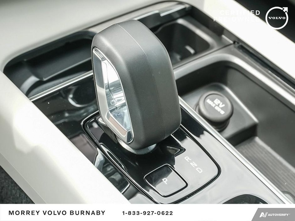 2024 Volvo XC60 Plus | Rare Color Combo | Blond Interior-21