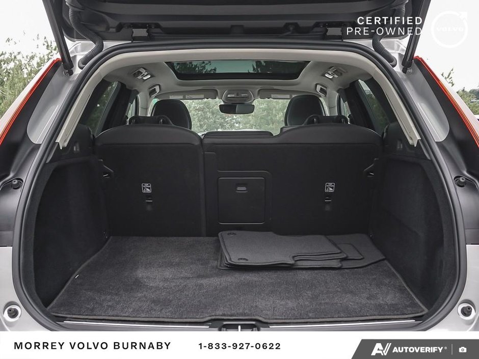 2024 Volvo XC60 Plus | Mild Hybrid | Climate Package-12
