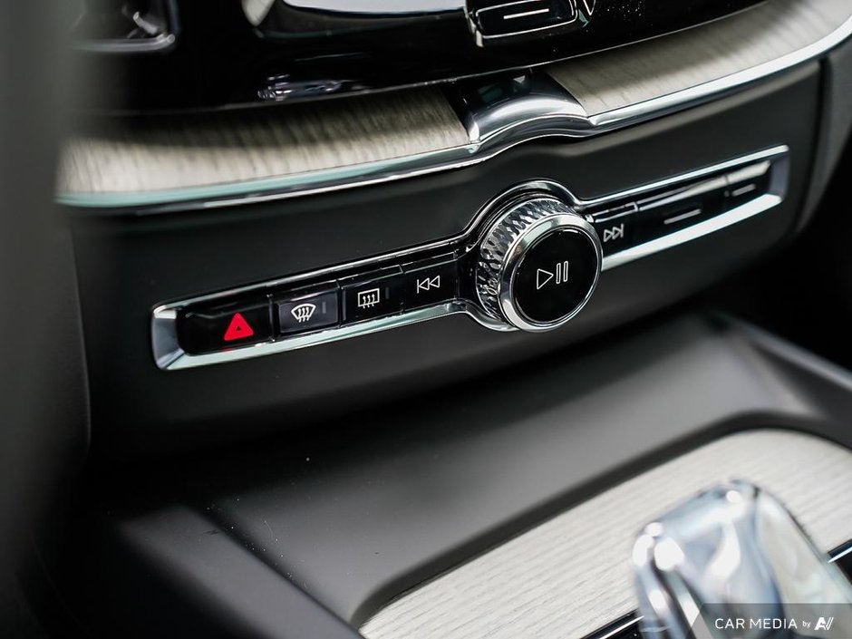2025 Volvo XC60 Ultra-19