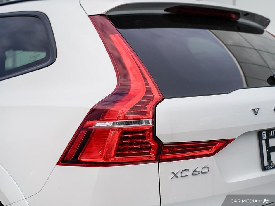 2025 Volvo XC60 Ultra-11