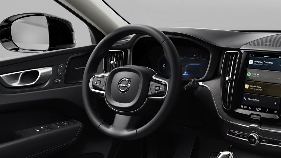 2025 Volvo XC60 Plus-11