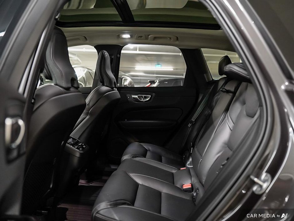 2025 Volvo XC60 Ultra-23