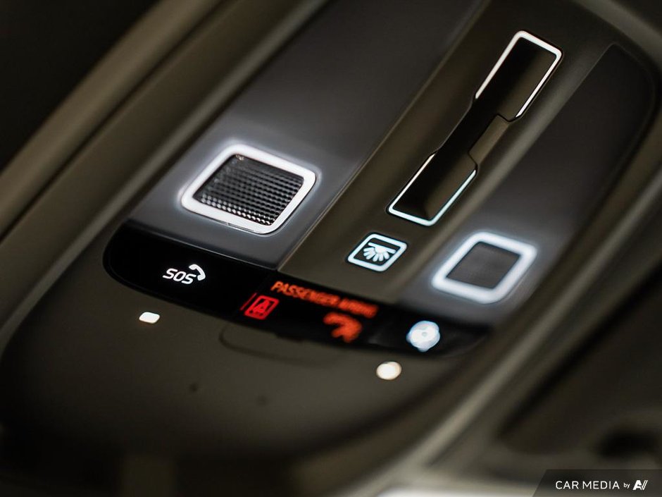2025 Volvo XC60 Ultra-21