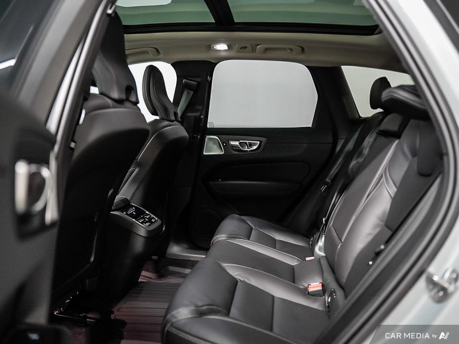 2025 Volvo XC60 Ultra-23