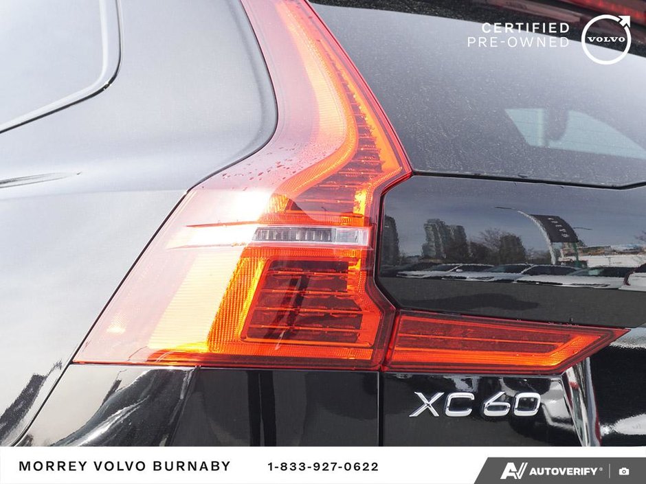 2025 Volvo XC60 Plus | Harman Kardon | 20 RIMS - Black on Black-11