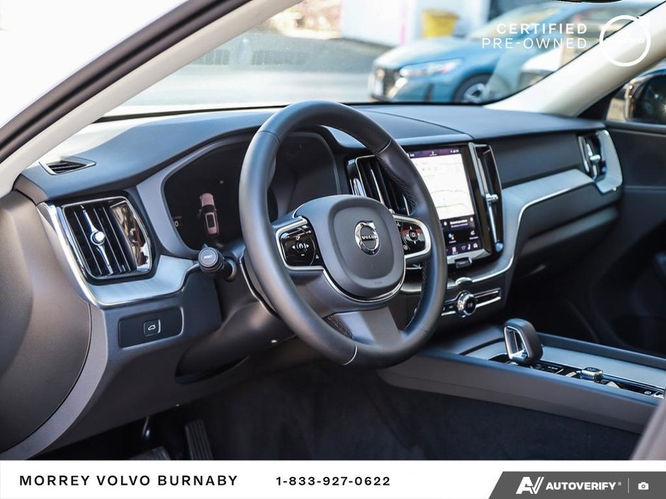 2025 Volvo XC60 B5 AWD Plus – ONLY 22,623 KMS-13
