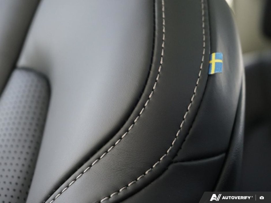2026 Volvo XC60 Ultra-25