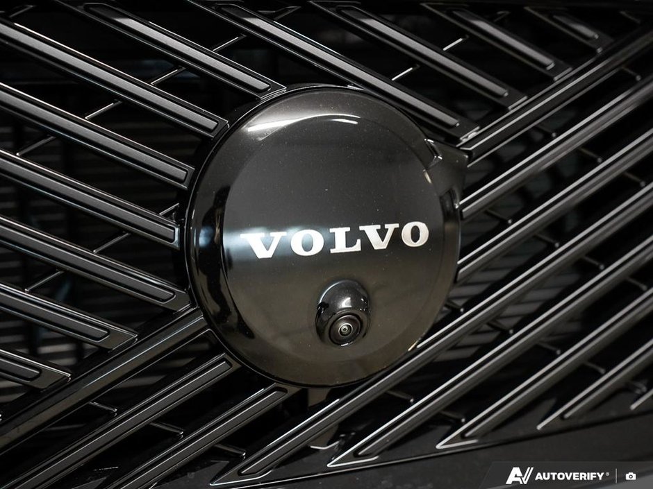 2026 Volvo XC60 Ultra Black Edition-8