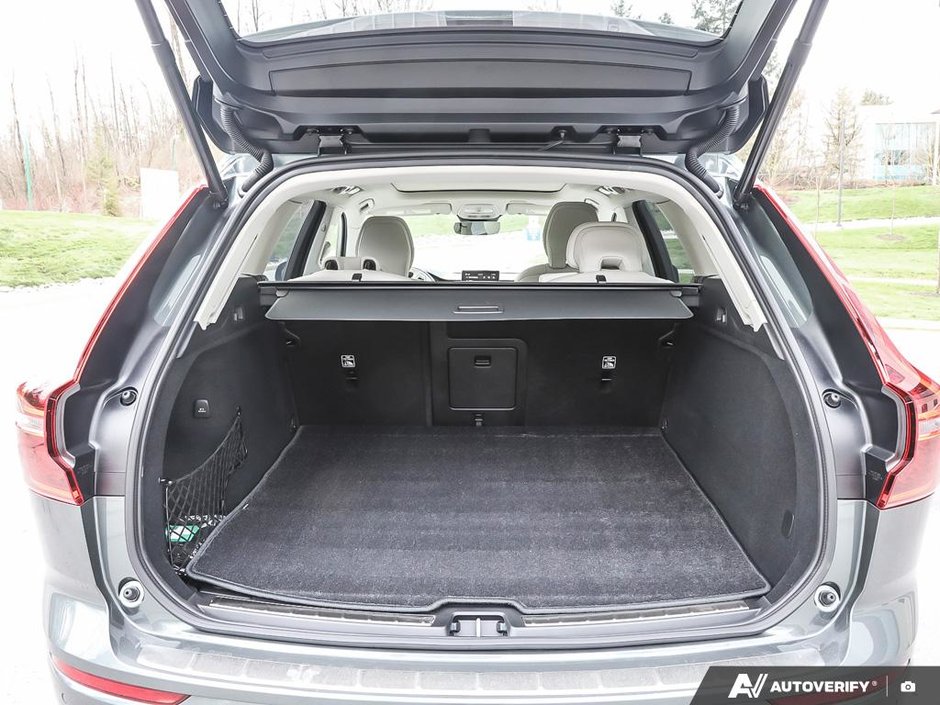 2026 Volvo XC60 Ultra-10
