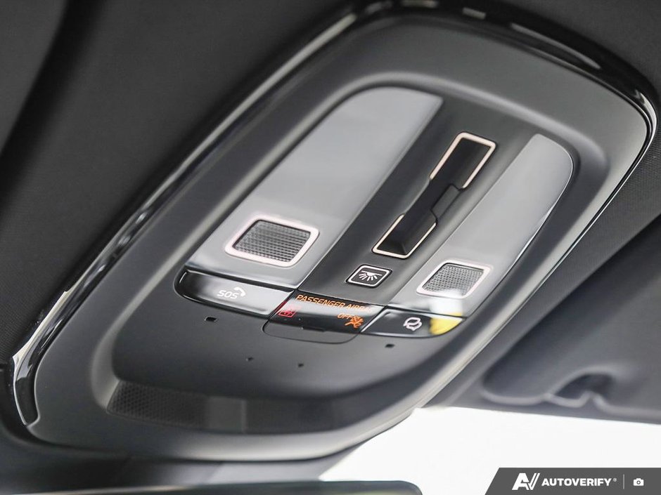 2026 Volvo XC60 Ultra Black Edition-21
