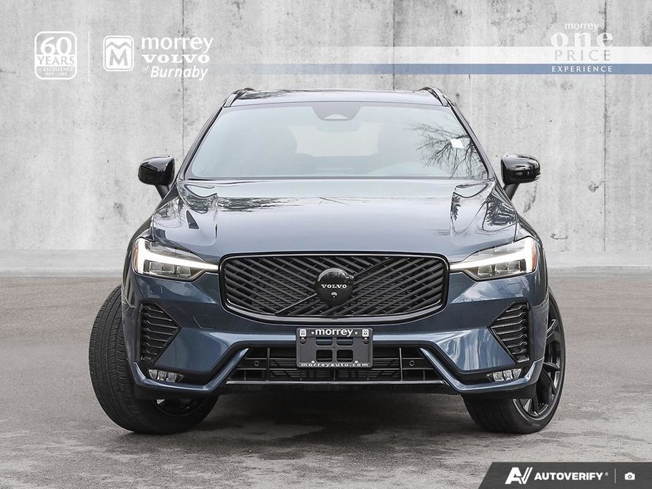 2026 Volvo XC60 Ultra Black Edition-1