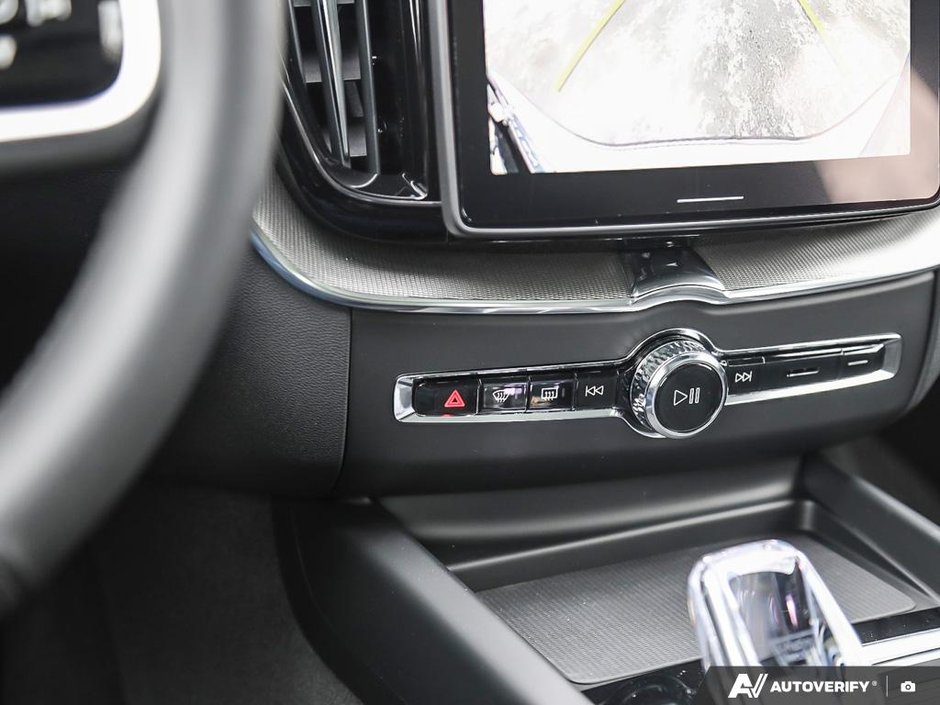 2026 Volvo XC60 Ultra Black Edition-18