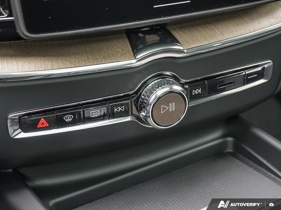 2026 Volvo XC60 Core-21