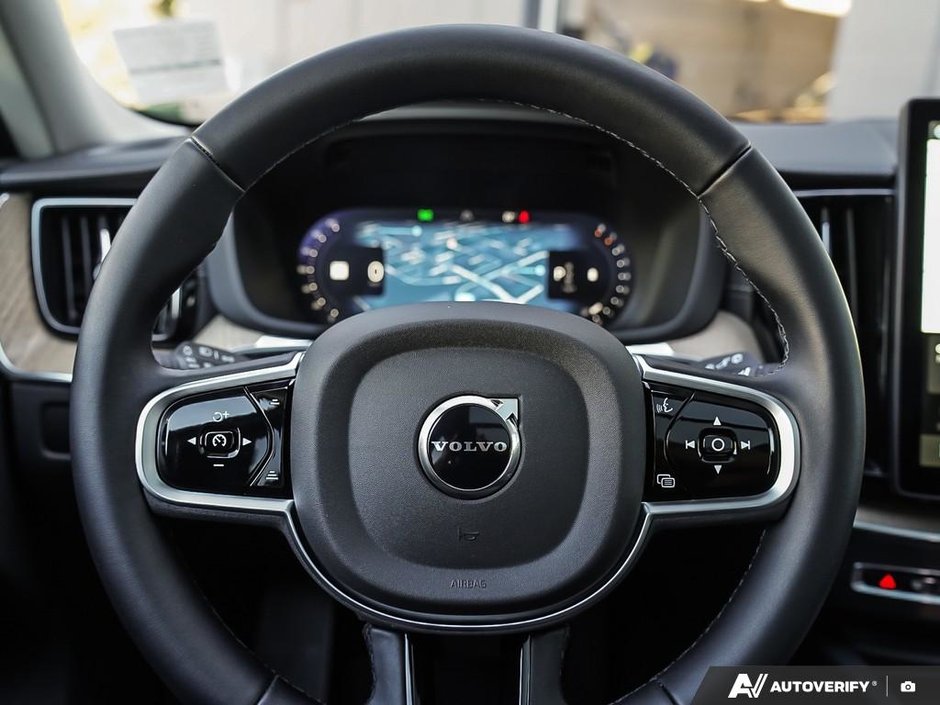 2026 Volvo XC60 B5 AWD Ultra Dark Theme-13
