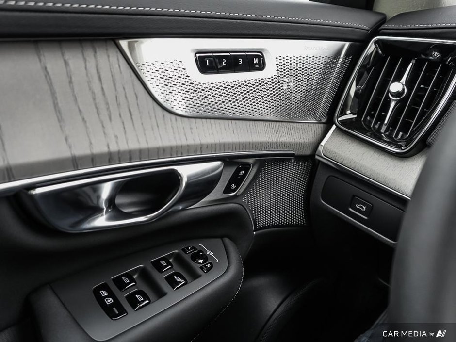 2025 Volvo XC90 2025.5 Ultra-21