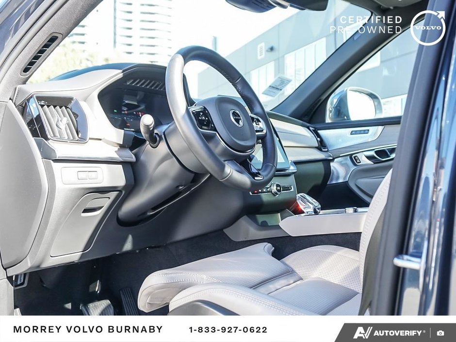 2025 Volvo XC90 Plug-In Hybrid Ultra | Bowers & Wilkins-16