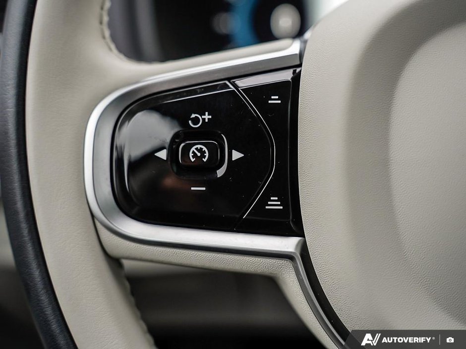 2025 Volvo XC90 Plug-In Hybrid Ultra | Bowers | Air | Massage | Elegance-17