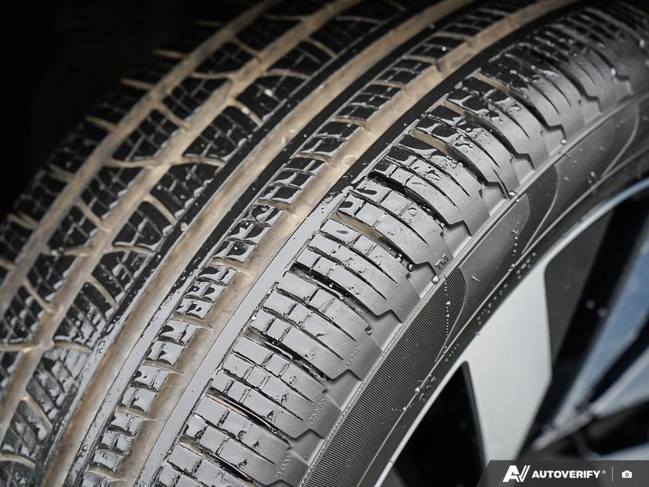 2025 Volvo XC90 Plug-In Hybrid Ultra | Bowers | Air | Massage | Elegance-6