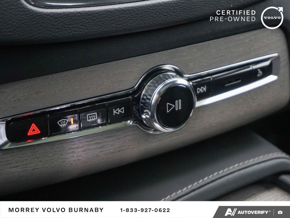 2025 Volvo XC90 Plug-In Hybrid Ultra Bright Theme-24