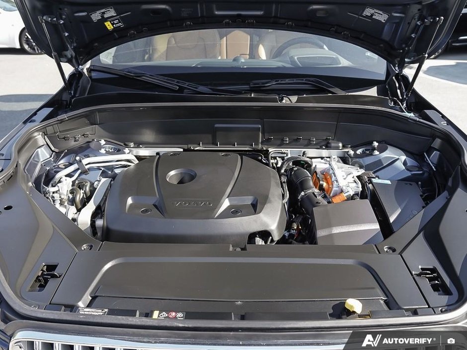 2025 Volvo XC90 Plug-In Hybrid Ultra | Bowers & Wilkins | Polestar-7