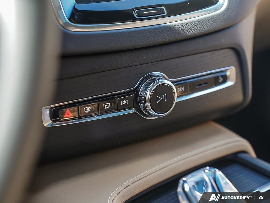 2025 Volvo XC90 Plug-In Hybrid Ultra | Bowers & Wilkins | Polestar-19