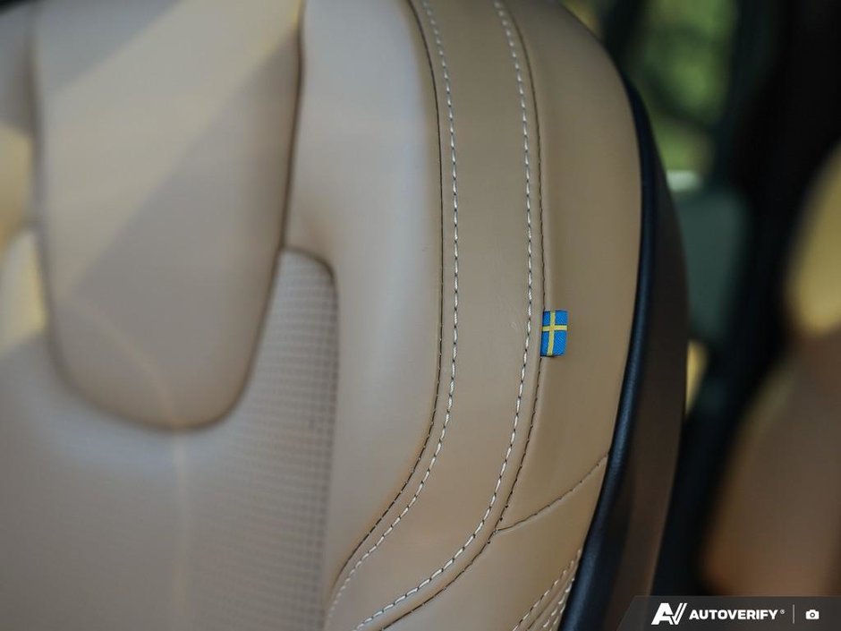 2025 Volvo XC90 Plug-In Hybrid Ultra | Bowers & Wilkins | Polestar-22