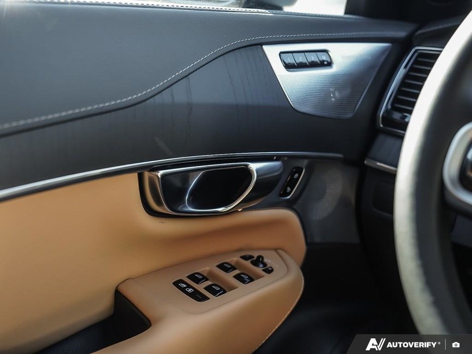 2025 Volvo XC90 Plug-In Hybrid Ultra | Bowers & Wilkins | Polestar-16