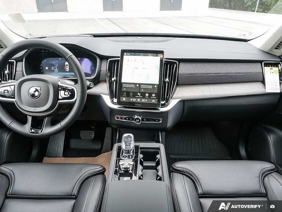 2026 Volvo XC90 Plug-in hybrid Ultra 7-Seater (Bright Theme)-13