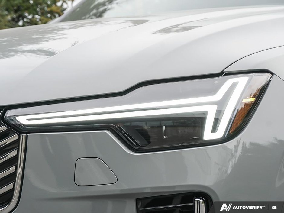 2026 Volvo XC90 Plug-in hybrid Ultra 7-Seater (Bright Theme)-9