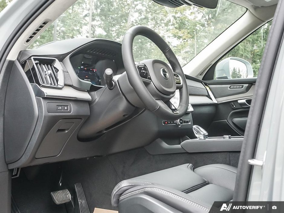 2026 Volvo XC90 Plug-in hybrid Ultra 7-Seater (Bright Theme)-15