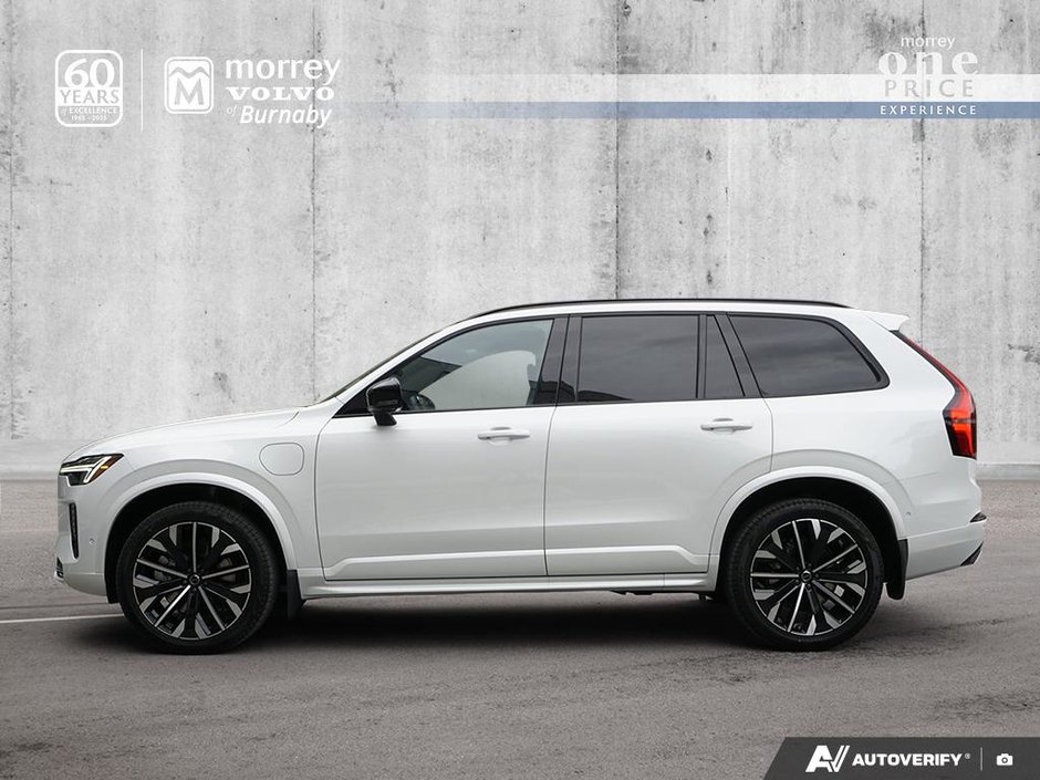 2026 Volvo XC90 Plug-in hybrid Plus 7-Seater (Dark Theme)-2