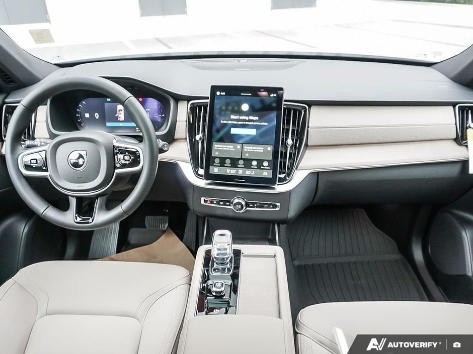 2026 Volvo XC90 Plug-in hybrid Plus 7-Seater (Dark Theme)-14