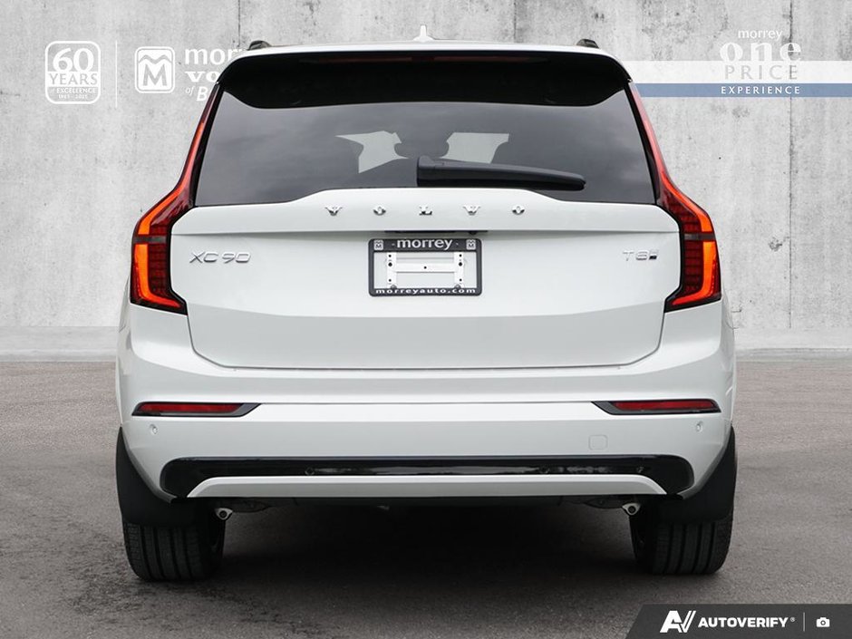 2026 Volvo XC90 Plug-in hybrid Plus 7-Seater (Dark Theme)-4
