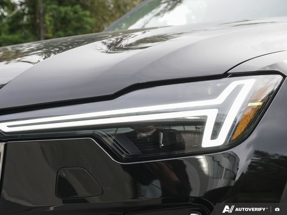2026 Volvo XC90 Plug-in hybrid Plus 7-Seater (Bright Theme)-9