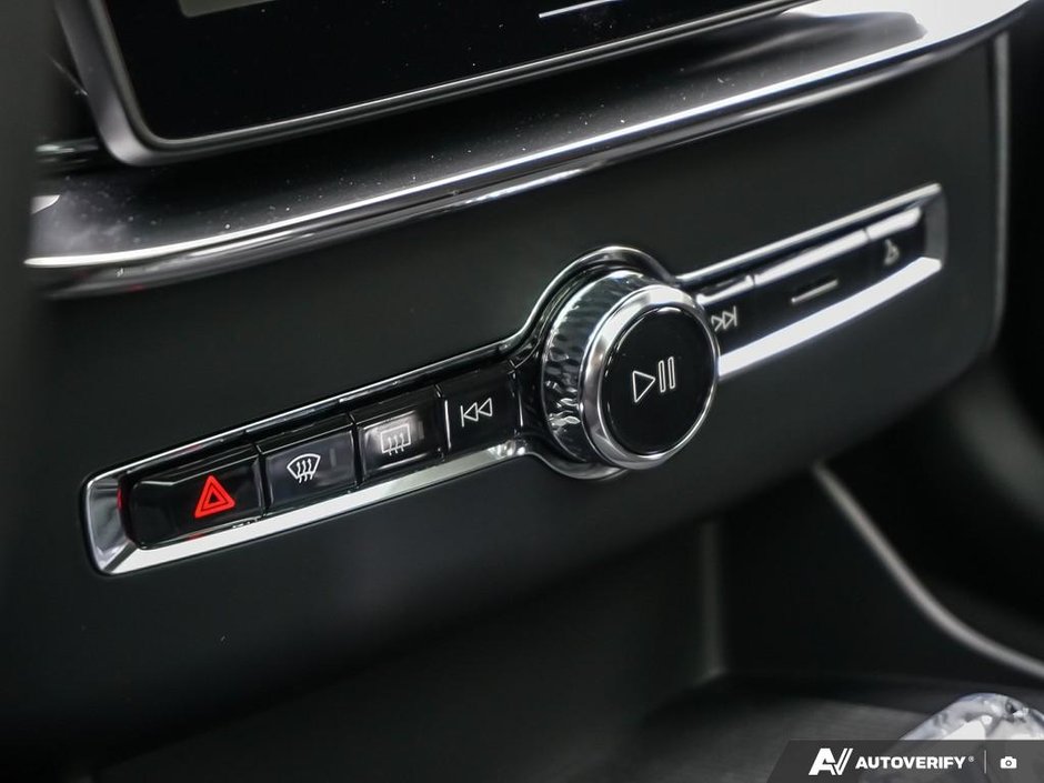 2026 Volvo XC90 Plug-in hybrid Plus 7-Seater (Bright Theme)-22