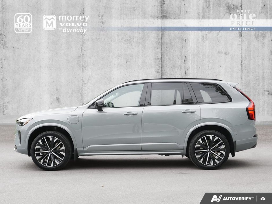 2026 Volvo XC90 Plug-in hybrid Plus 7-Seater (Dark Theme)-2