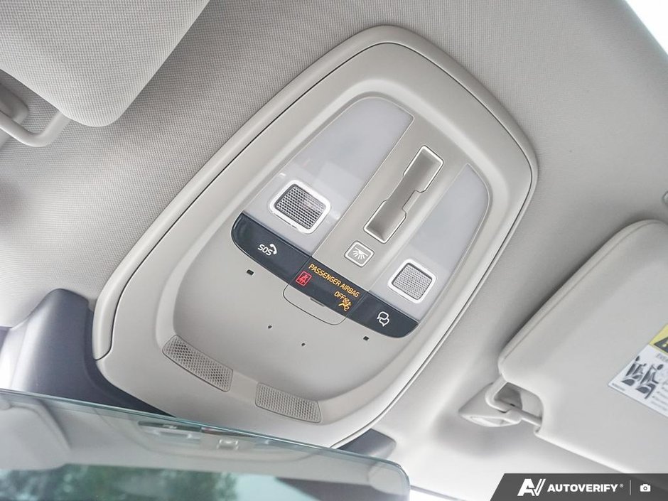 2026 Volvo XC90 Plug-in hybrid Plus 7-Seater (Dark Theme)-24