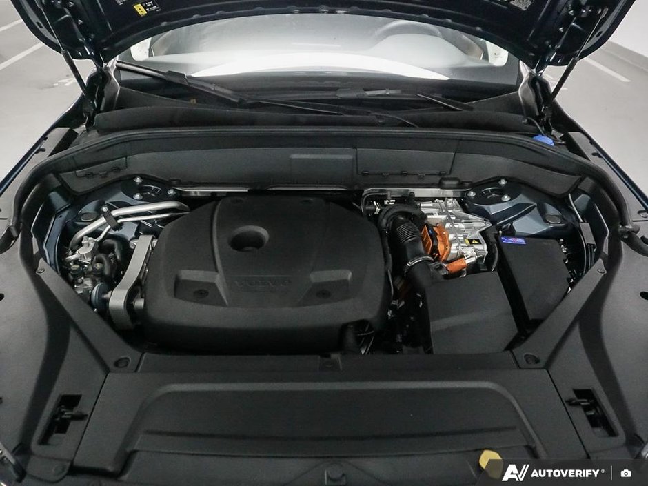 2026 Volvo XC90 Plug-in hybrid Core 7-Seater (Bright Theme)-7