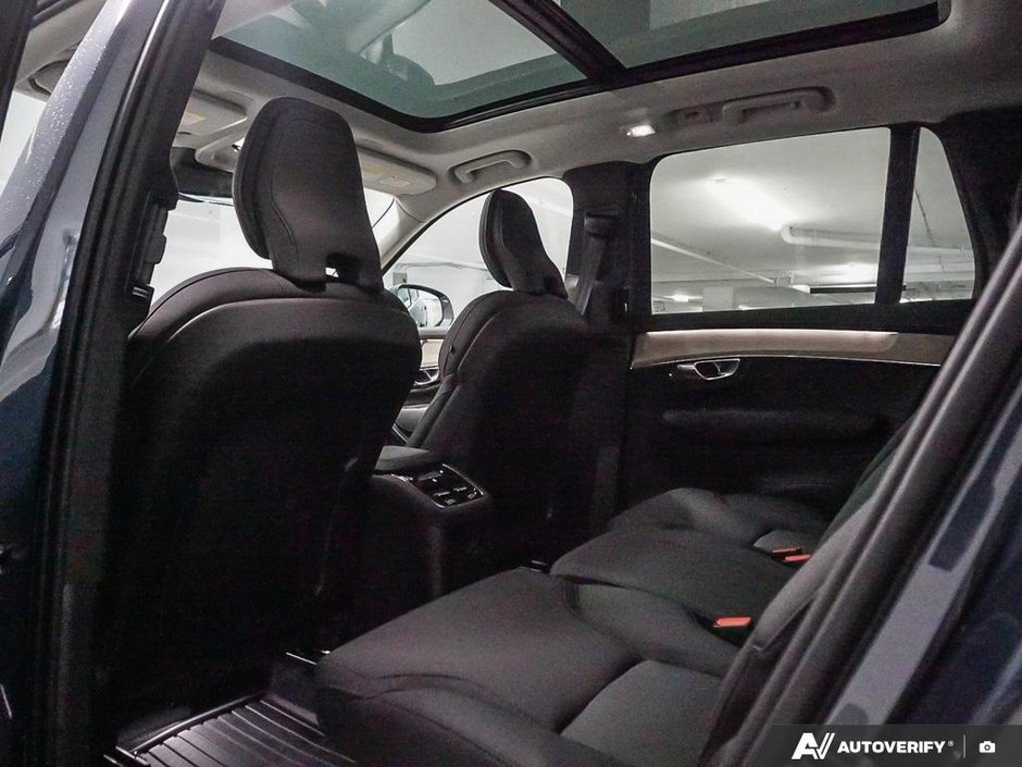 2026 Volvo XC90 Plug-in hybrid Core 7-Seater (Bright Theme)-12