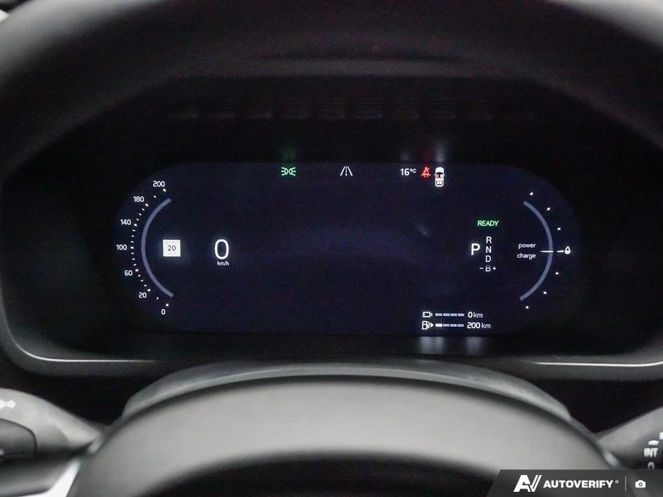 2026 Volvo XC90 Plug-in hybrid Core 7-Seater (Bright Theme)-17