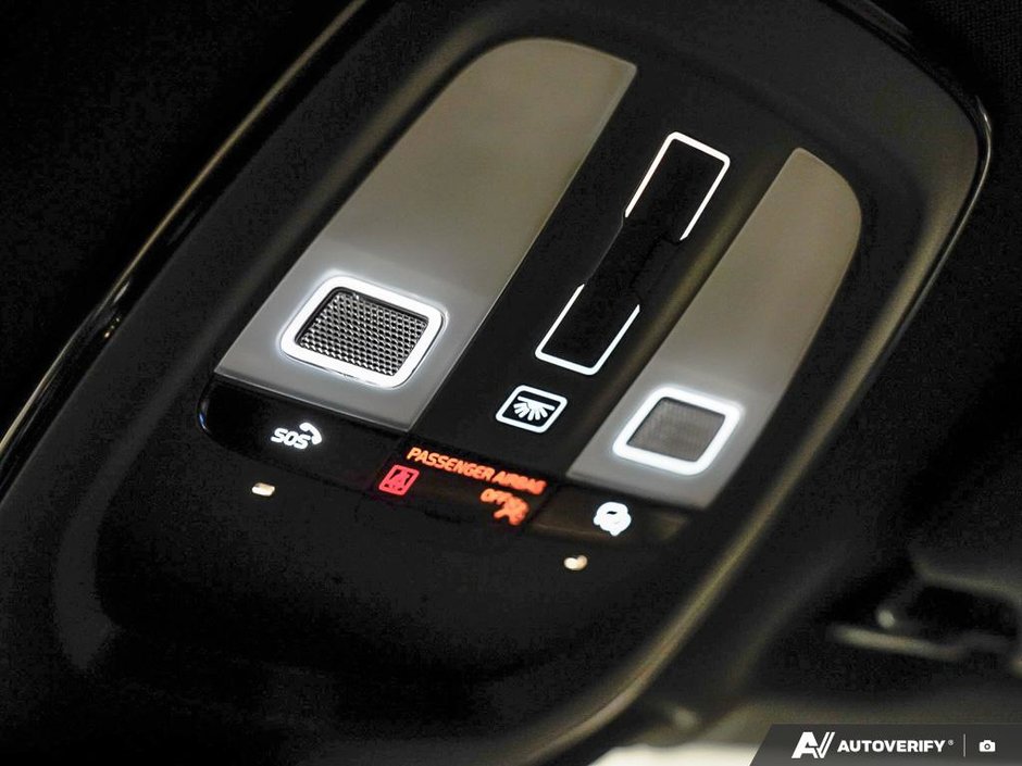 2026 Volvo XC90 Plug-in hybrid Plus 7-Seater (Dark Theme)-21