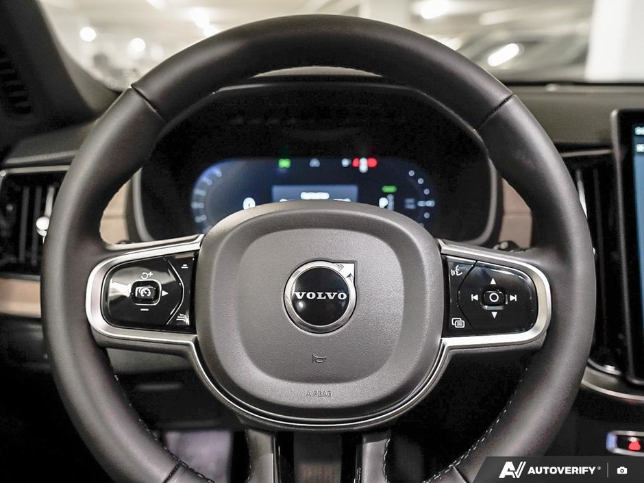 2026 Volvo XC90 Plug-in hybrid Plus 7-Seater (Dark Theme)-13