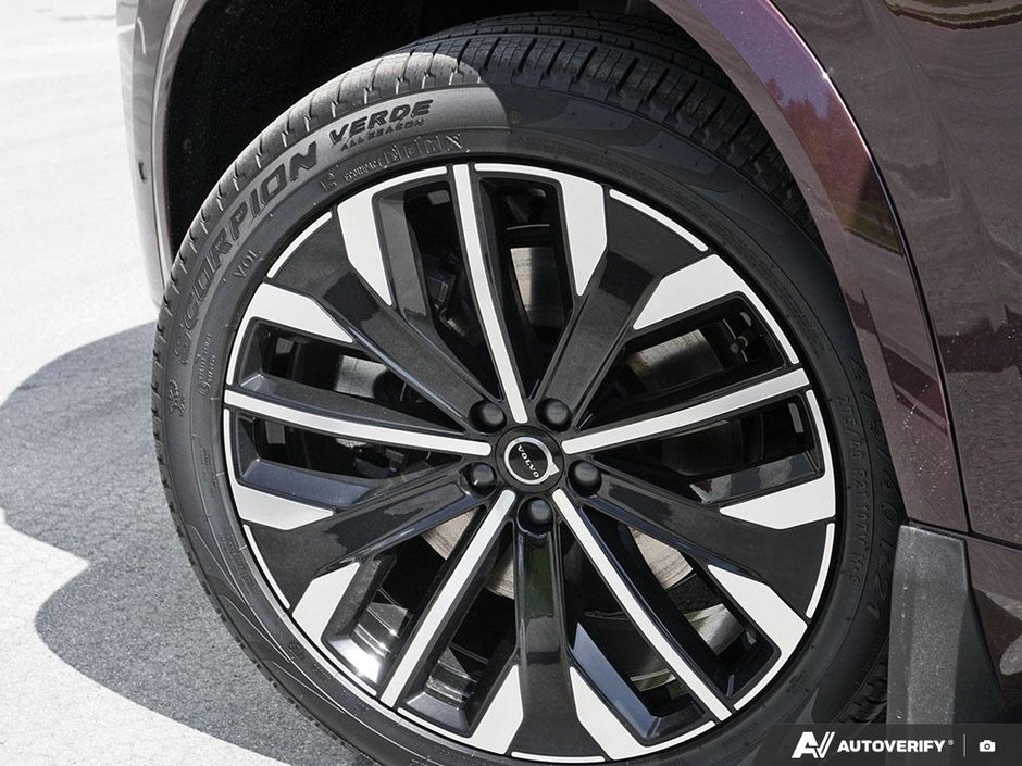 2026 Volvo XC90 Plug-in hybrid Plus 7-Seater (Bright Theme)-5