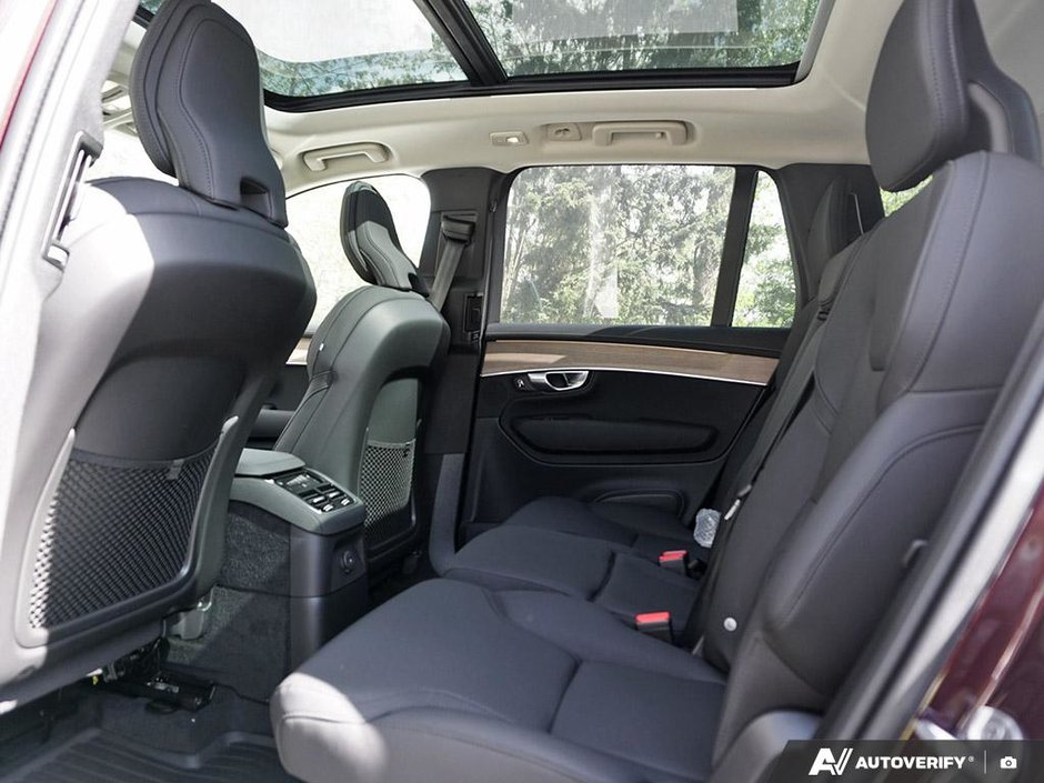 2026 Volvo XC90 Plug-in hybrid Plus 7-Seater (Bright Theme)-12