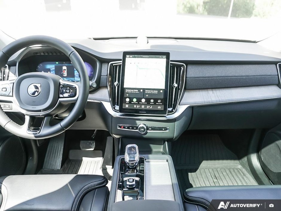 2026 Volvo XC90 Plug-in hybrid Ultra 7-Seater (Dark Theme)-14