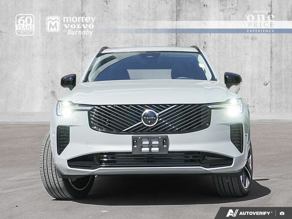 2026 Volvo XC90 Plug-in hybrid Ultra 7-Seater (Dark Theme)-1