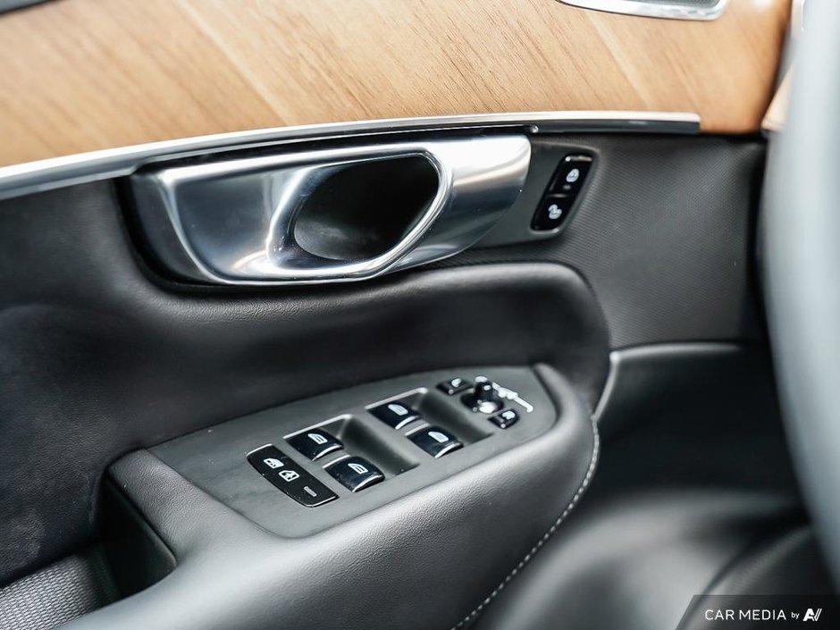 2024 Volvo XC90 Plus || Rare 6 Seater || Bright Theme-16