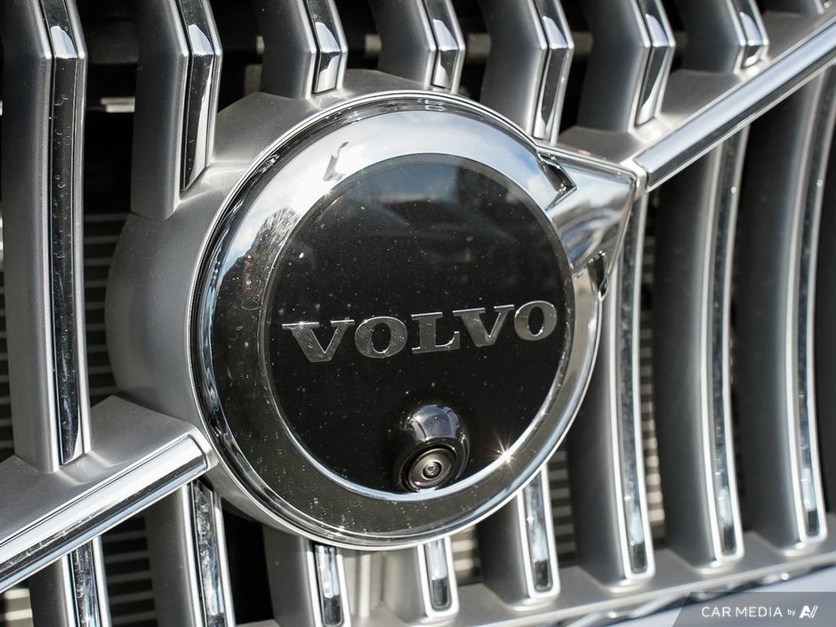 2025 Volvo XC90 Ultra-8