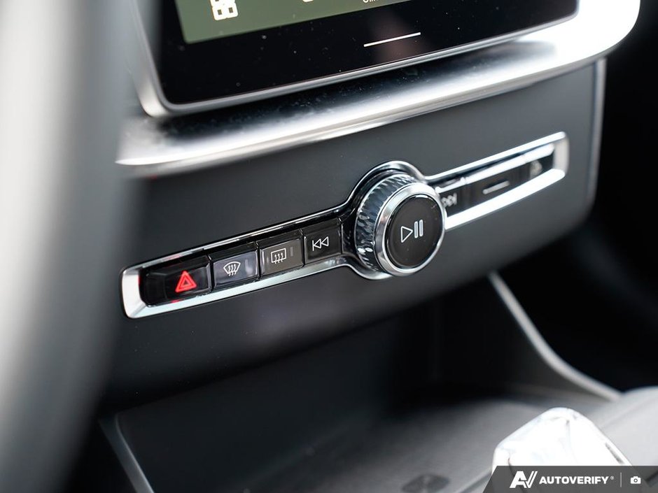 2025 Volvo XC90 Ultra | Top Trim - Low Mileage-21